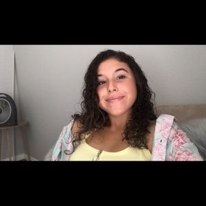 Meet your Posher, Isabella